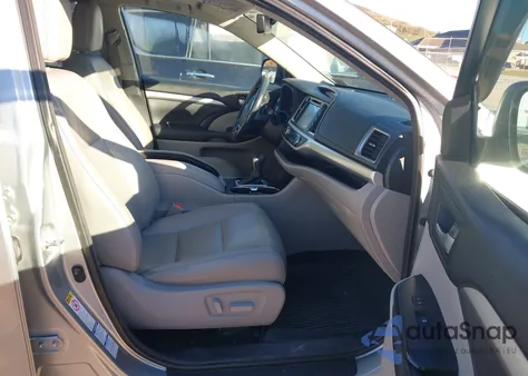 2017 Toyota Highlander Xle from USA, damaged, VIN 5TDJZRFH5HS388427